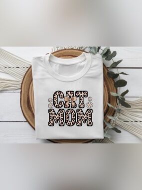 Cat Mom Leopard Shirt | Trendy Cat Lover Tee | Cute Cat Mom Gift